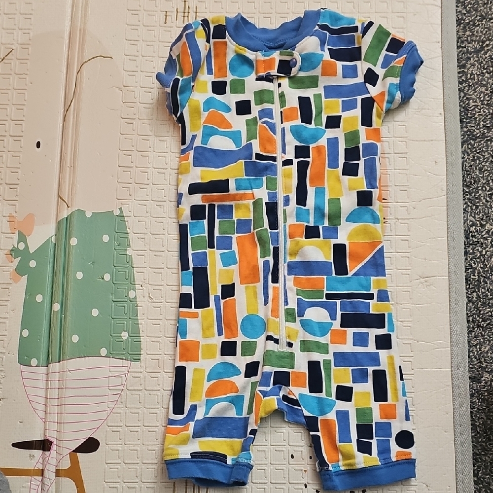Baby Gap Geometric Baby Romper 6 To 12 Months